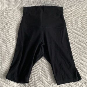 ❤️ Lululemon Align Super Hise Rise Shorts ❤️